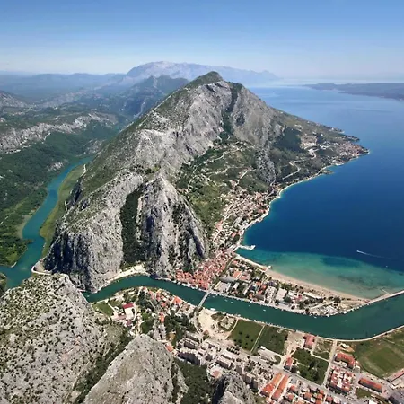 In With Sea View, Balcony, Air Conditioning, Wifi 5129-5 * Omiš